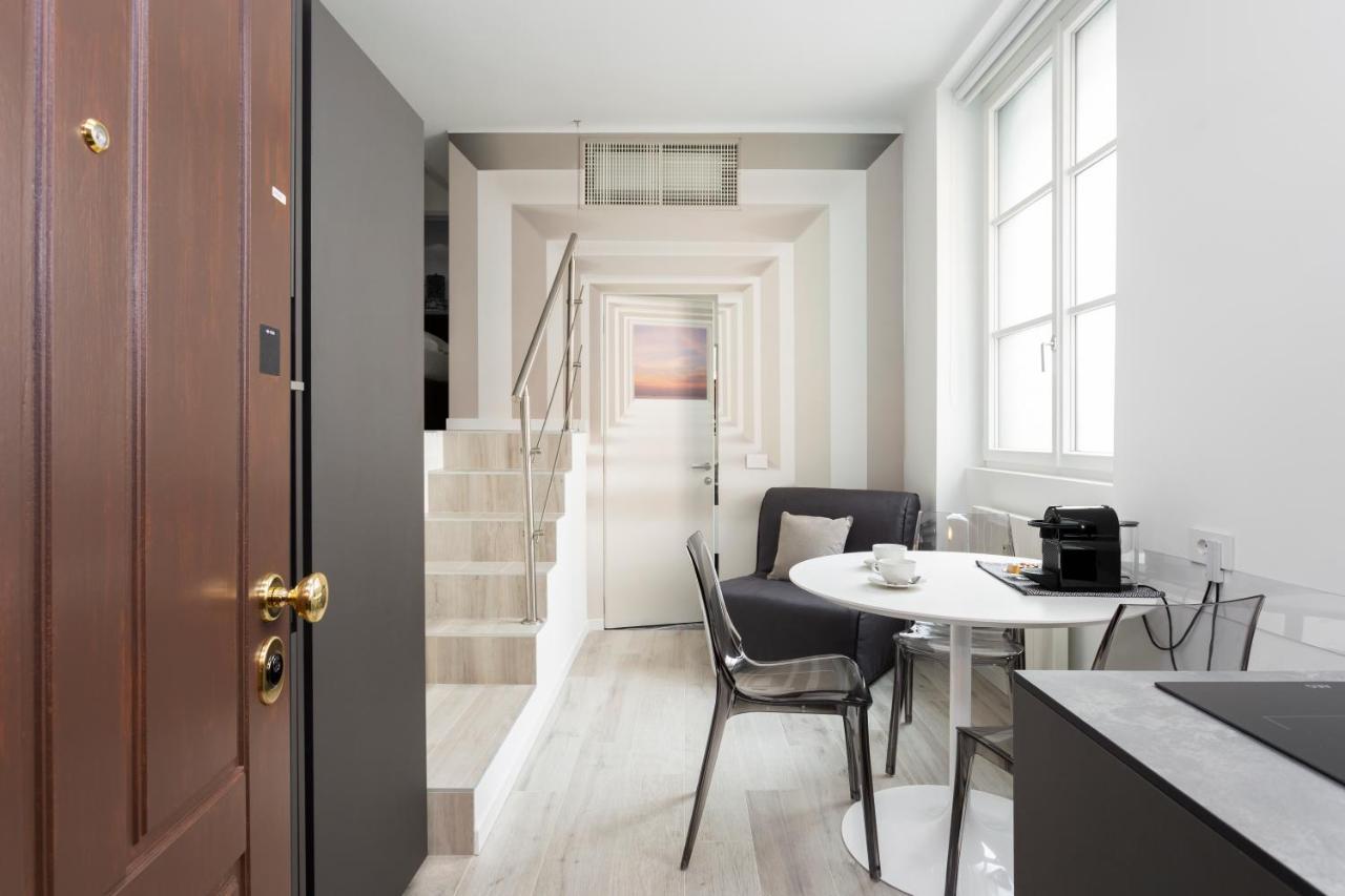Nest For 2 In Milan Fashion District Via S Cecilia Apartment Bagian luar foto