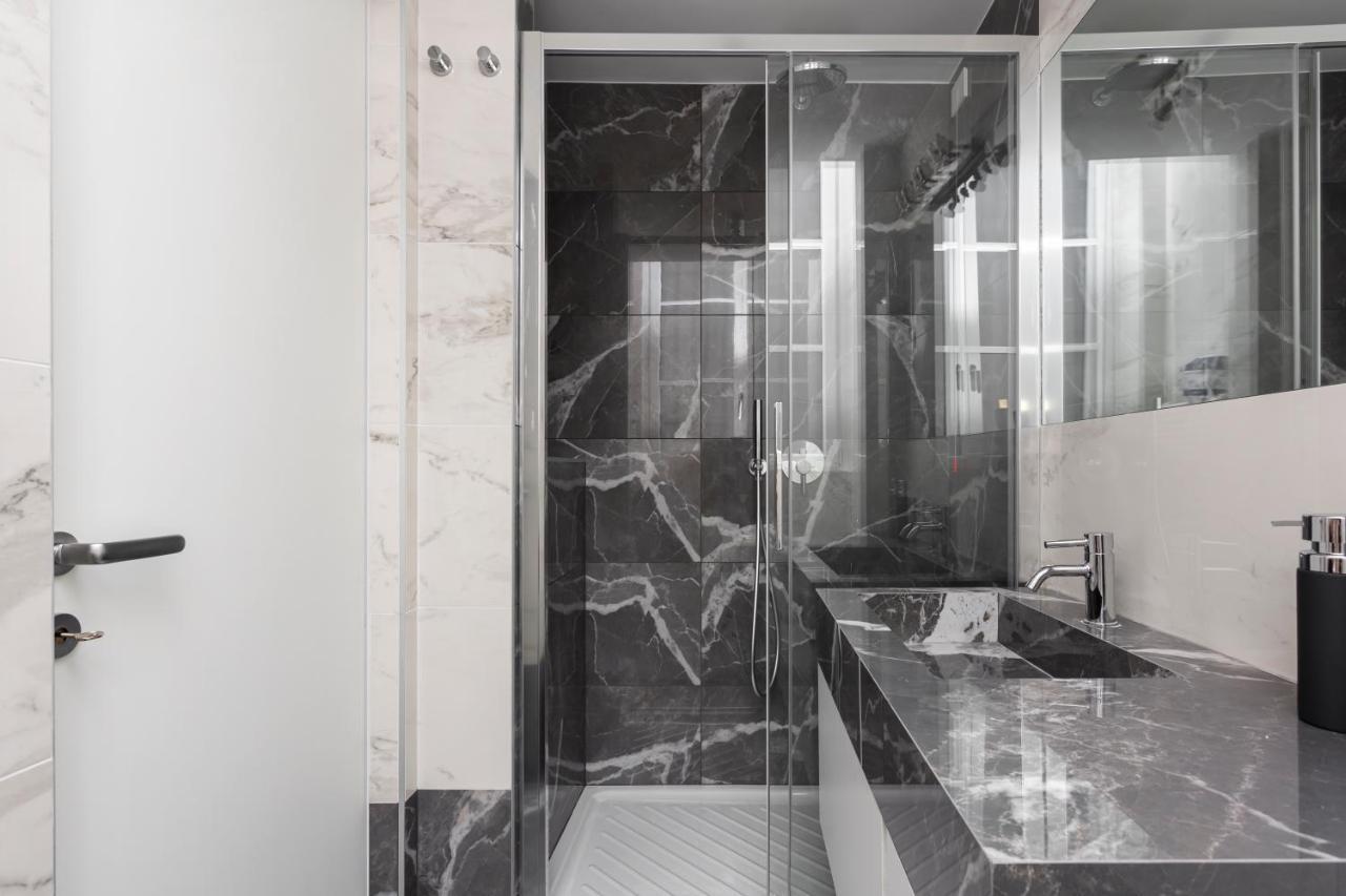 Nest For 2 In Milan Fashion District Via S Cecilia Apartment Bagian luar foto